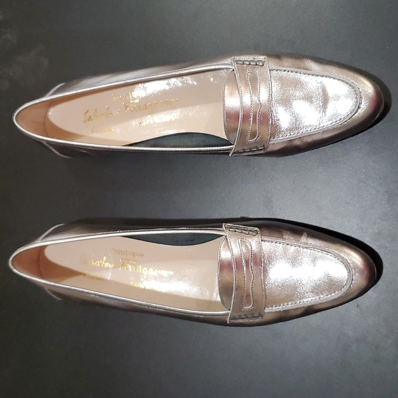 Salvatore Ferragamo Shoes - Salvatore Ferragamo Metallic Silver Leather Loafers - Sz 9.5